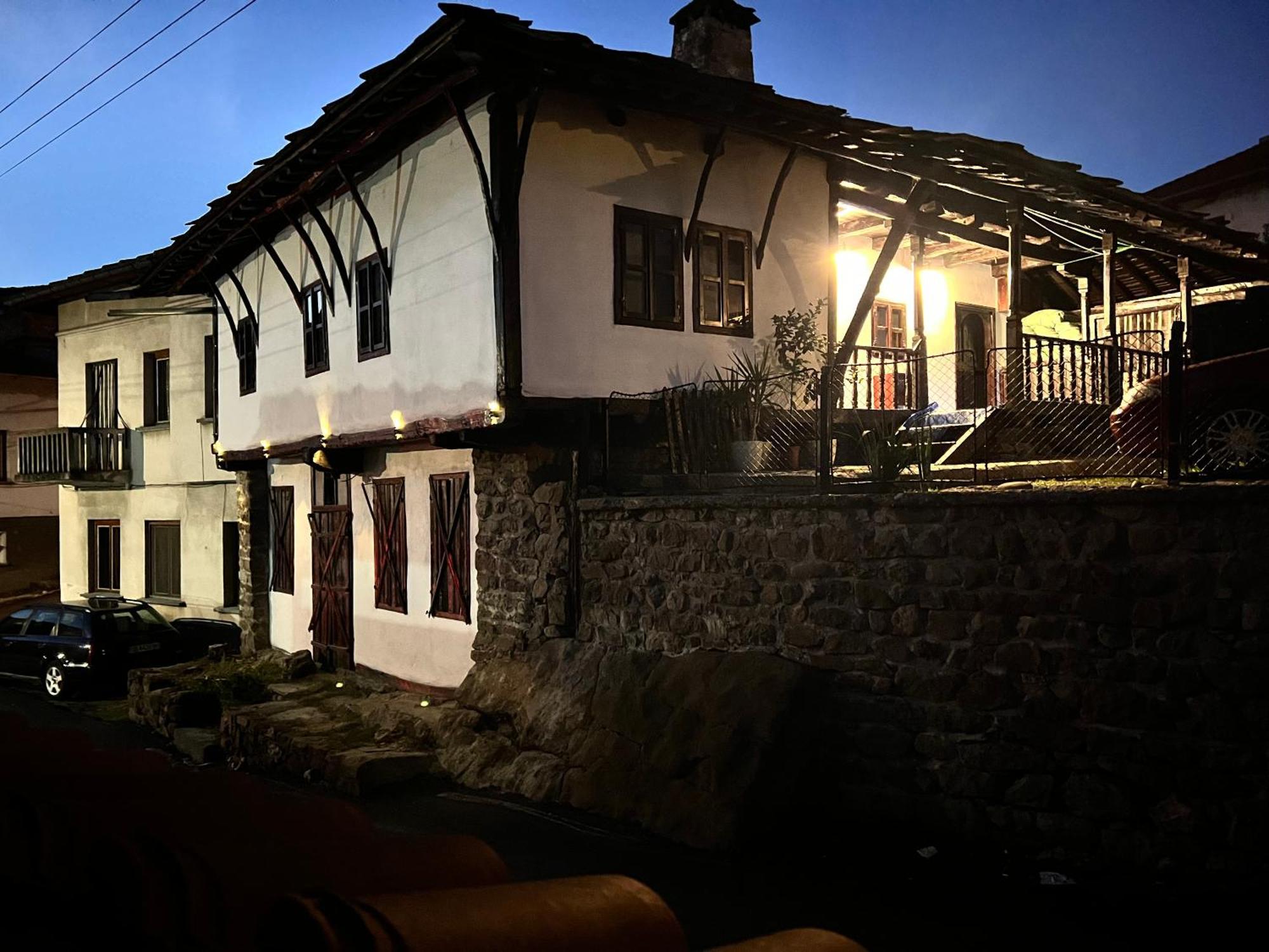 Туйковата Къща Tuikov'S House Тетевен Екстериор снимка